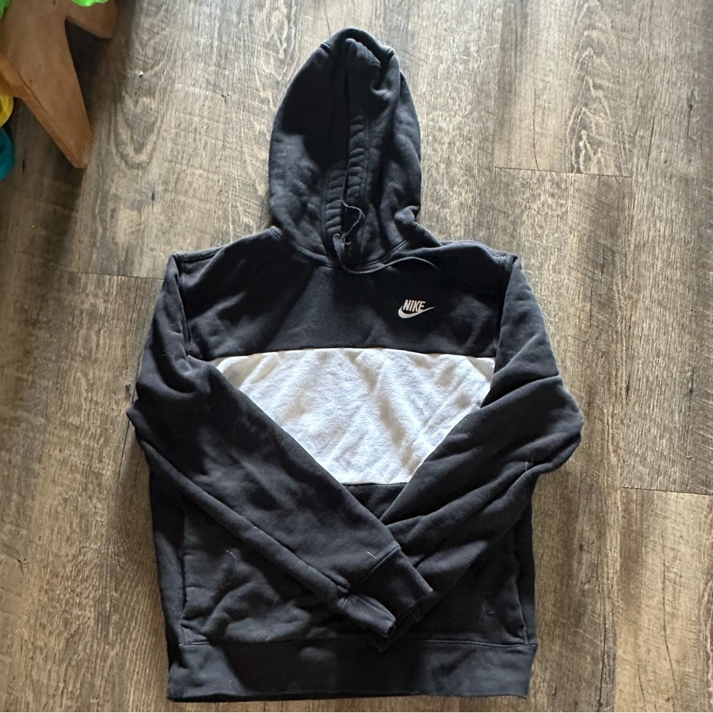 Nike Charcoal and Black Pullover